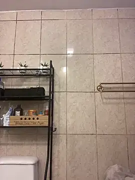 Snapshot of Miguel16i chatting on 02.13.25 Miguel16i online show from 02.13.25