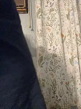 Snapshot of Miguel16i chatting on 03.08.25 Miguel16i online show from 03.08.25