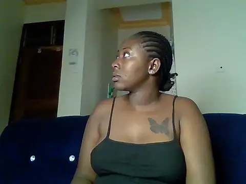 Snapshot of choco_dimples chatting on 02.11.25 choco dimples online show from 02.11.25