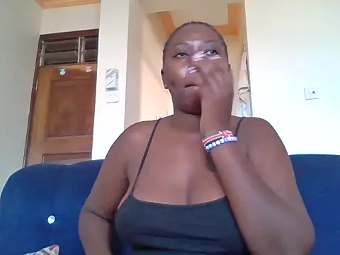 Snapshot of choco_dimples chatting on 02.20.25 choco dimples online show from 02.20.25