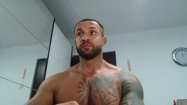 Snapshot of Magnificmuscles89 chatting on 03.21.26 Magnificmuscles89 online show from 03.21.26
