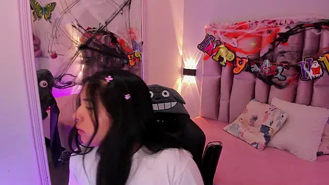 NikyBrookss online show from 10.18.25