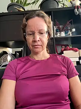 AnnikaRose online show from 10.02.25