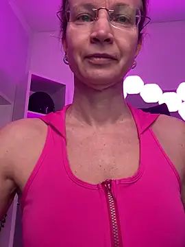 AnnikaRose online show from 04.06.26