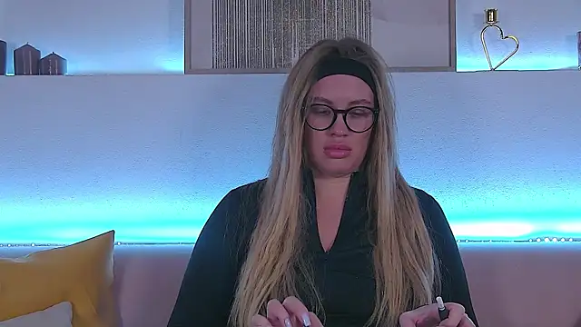 MariaNeumann online show from 01.31.25