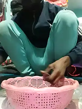 Snapshot of sexyshivamhot chatting on 12.23.24 sexyshivamhot online show from 12.23.24