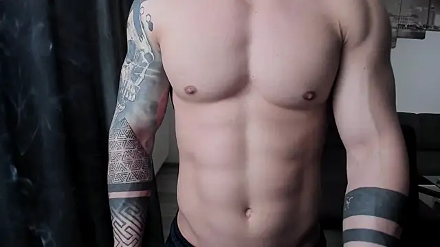 Snapshot of Richarddarell1 chatting on 02.21.26 Richarddarell1 online show from 02.21.26