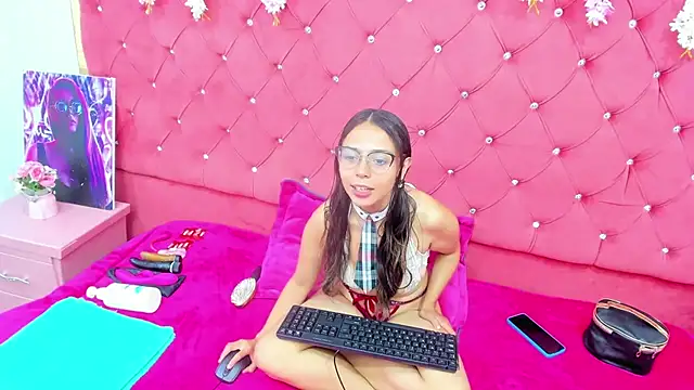 Snapshot of ValerySweety chatting on 03.01.25 ValerySweety online show from 03.01.25