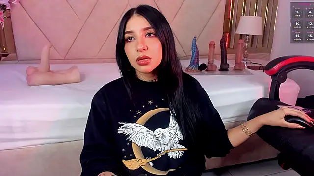 Leiaa  online show from 02.12.26