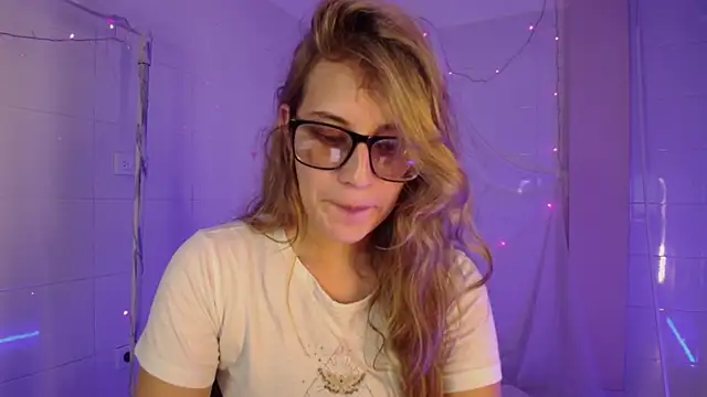 Giia paiige18 online show from 12.22.25