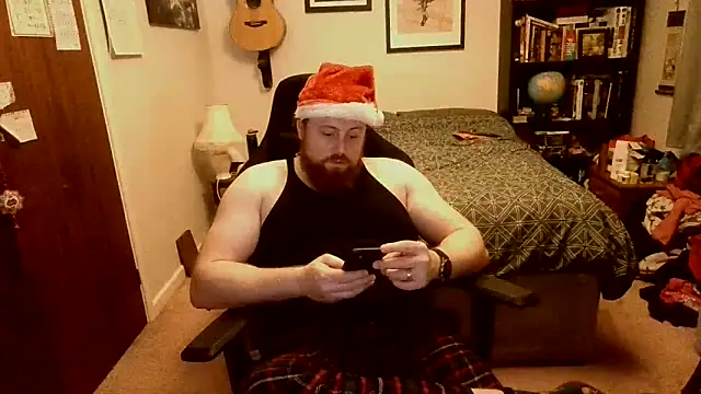 Hairy Guy30 online show from 12.21.25