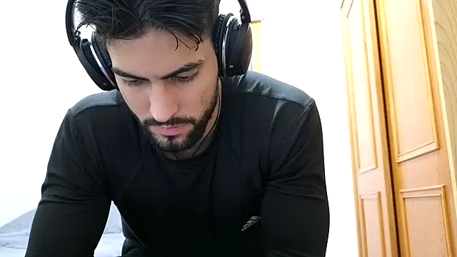 Jackyrose online show from 12.14.24