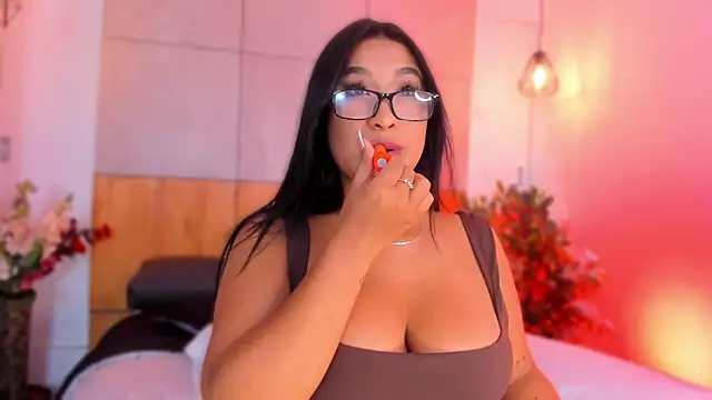 BellaHarllow online show from 03.25.26