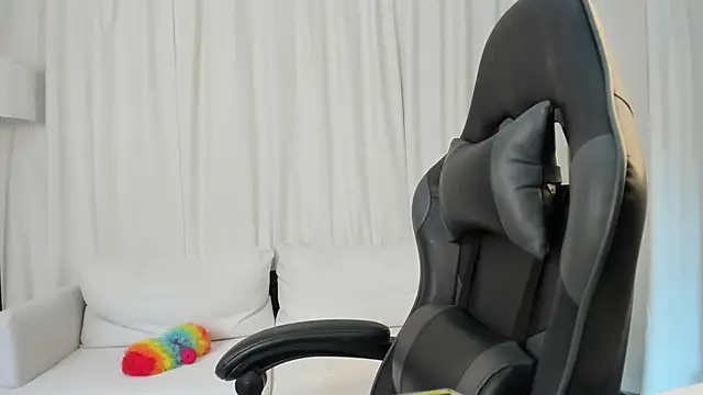 SaraDesirexo online show from 02.11.26