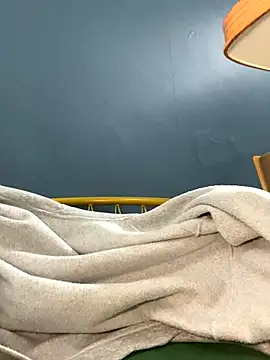 Lami Mi online show from 11.03.25