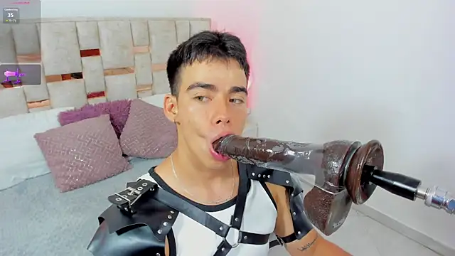 its liam18 online show from 09.21.25