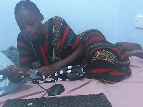 Snapshot of Sweet-pesh chatting on 09.16.25 Sweet-pesh online show from 09.16.25