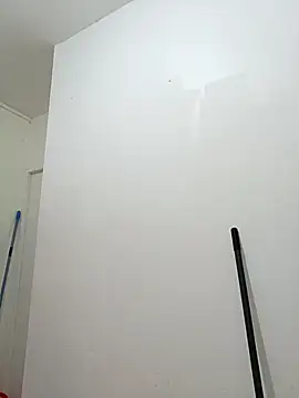 Snapshot of Mickael19 chatting on 11.27.25 Mickael19 online show from 11.27.25