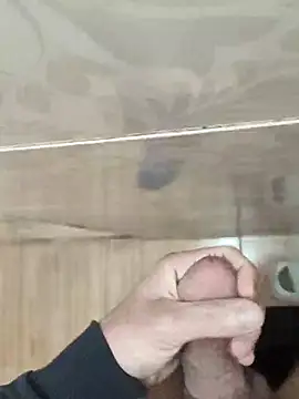 Snapshot of ssikerek23 chatting on 11.01.25 ssikerek23 online show from 11.01.25