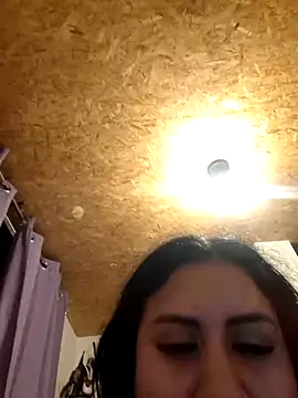 Snapshot of KasiaVenus_ chatting on 12.15.24 KasiaVenus online show from 12.15.24