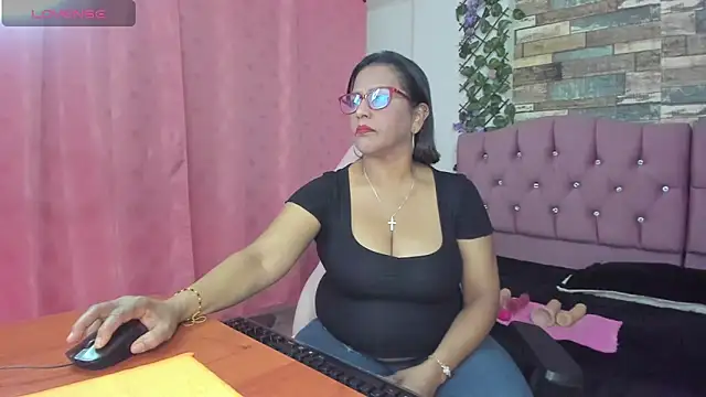 elizabeth mature23 online show from 12.22.24