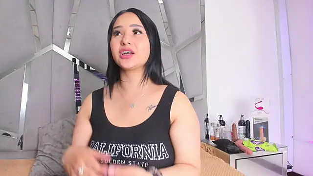 Catherinee69 x online show from 09.28.25