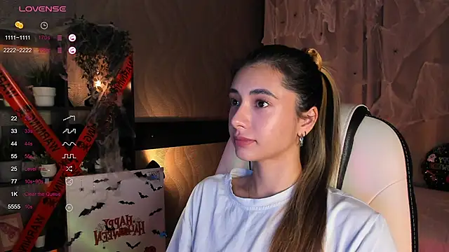 Snapshot of DarlaLike chatting on 11.03.25 DarlaLike online show from 11.03.25