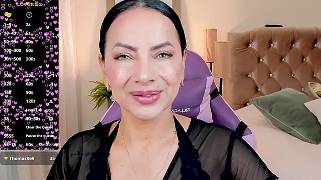 veronika naughty online show from 09.12.25