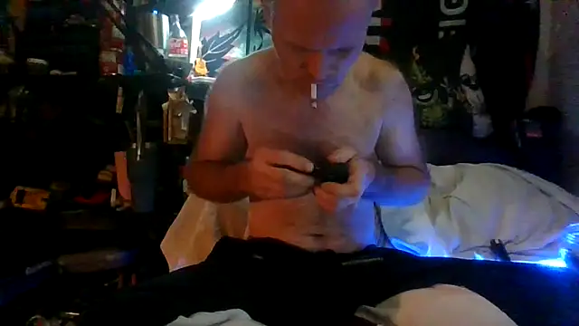 jaxx12369 online show from 10.21.25