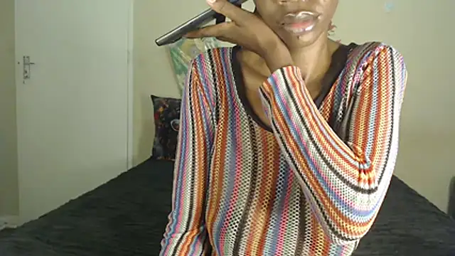 Snapshot of Blacktittiex02 chatting on 06.14.26 Blacktittiex02 online show from 06.14.26