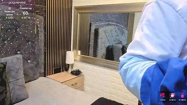 charlotte  G online show from 01.06.26