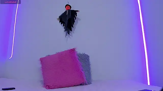 liz 25b online show from 10.30.25