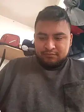 Snapshot of YoSoyLittleBoy chatting on 09.20.25 YoSoyLittleBoy online show from 09.20.25