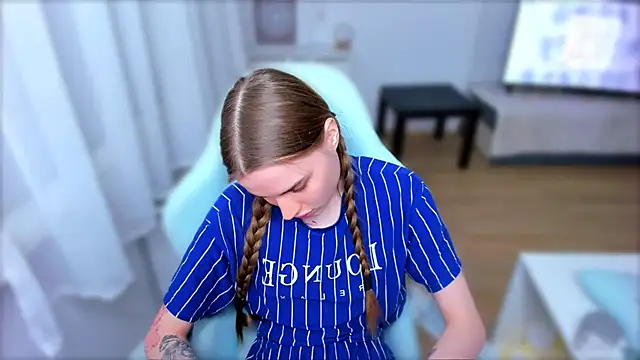 StellaLawless online show from 03.09.25