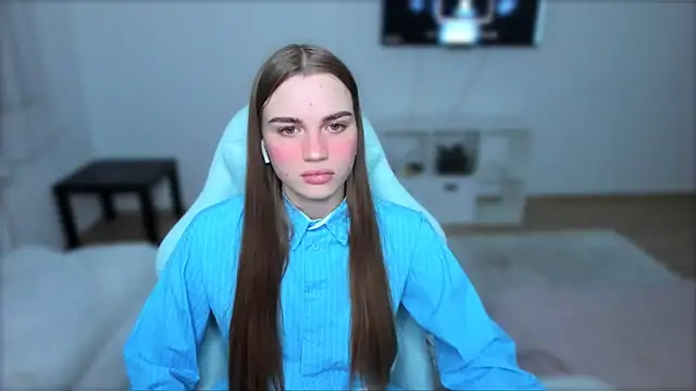 StellaLawless online show from 03.22.25