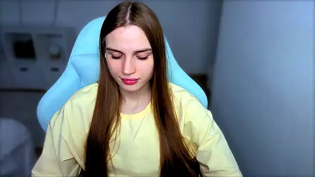 StellaLawless online show from 09.10.25