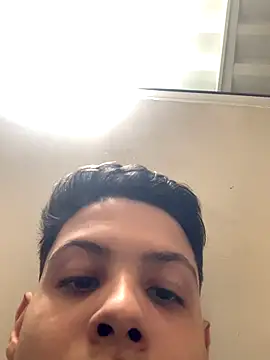 matheuszk 007 online show from 10.26.25