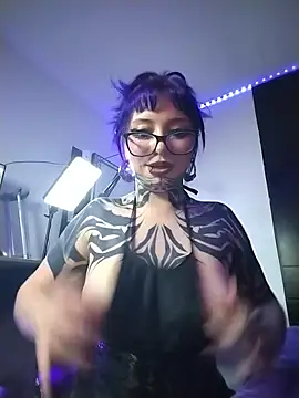 annie berry online show from 05.22.26