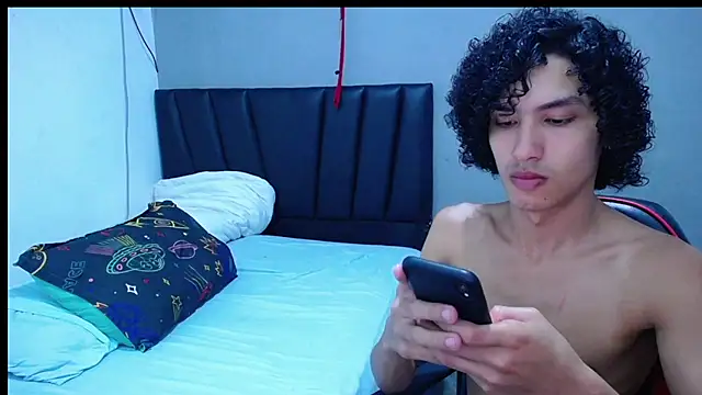 Tayronx33 online show from 11.01.25