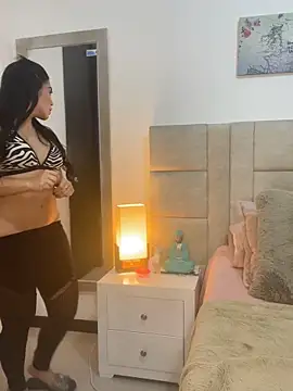 valecruz903 online show from 09.16.25