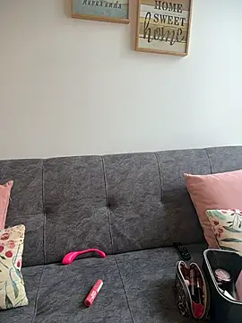 valecruz903 online show from 10.30.25