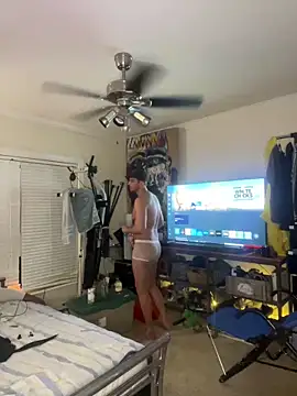 Snapshot of TheOnlyTwinTowers chatting on 02.19.25 TheOnlyTwinTowers online show from 02.19.25