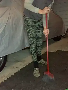 Snapshot of TheOnlyTwinTowers chatting on 03.19.25 TheOnlyTwinTowers online show from 03.19.25