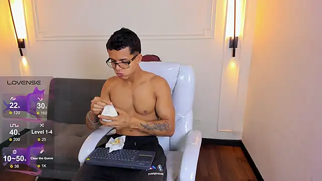 Paradise boy s online show from 03.21.26