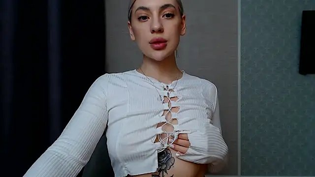 Snapshot of hot-sasha9 chatting on 03.15.25 hot-sasha9 online show from 03.15.25