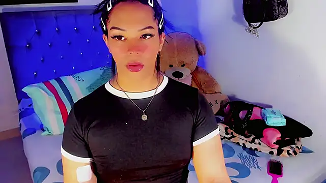 Zakura hot1 online show from 09.17.25