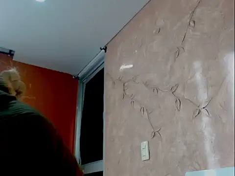 Miabonnett  online show from 01.19.26