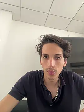 CamiloXx04 online show from 02.26.26