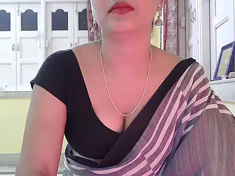 Model-Tanya online show from 11.16.25