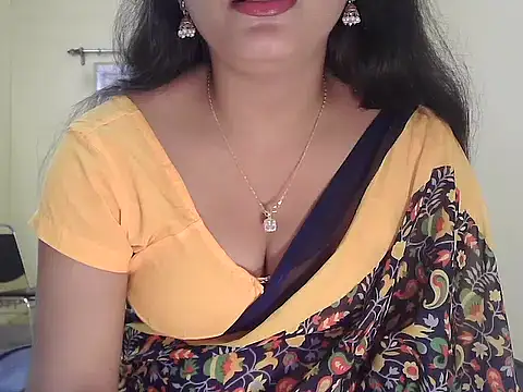 Model-Tanya online show from 12.18.25